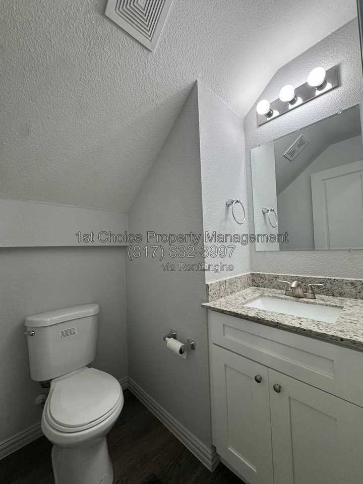 2024 Brookes St #2026 - Photo 2 of 15