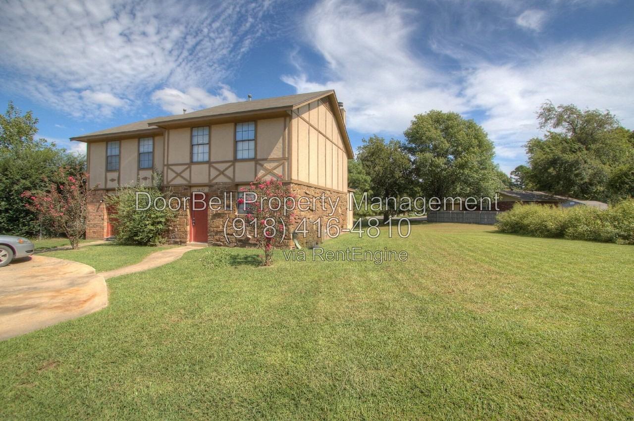14403 S 302nd East Ave #B - Photo 3 of 24
