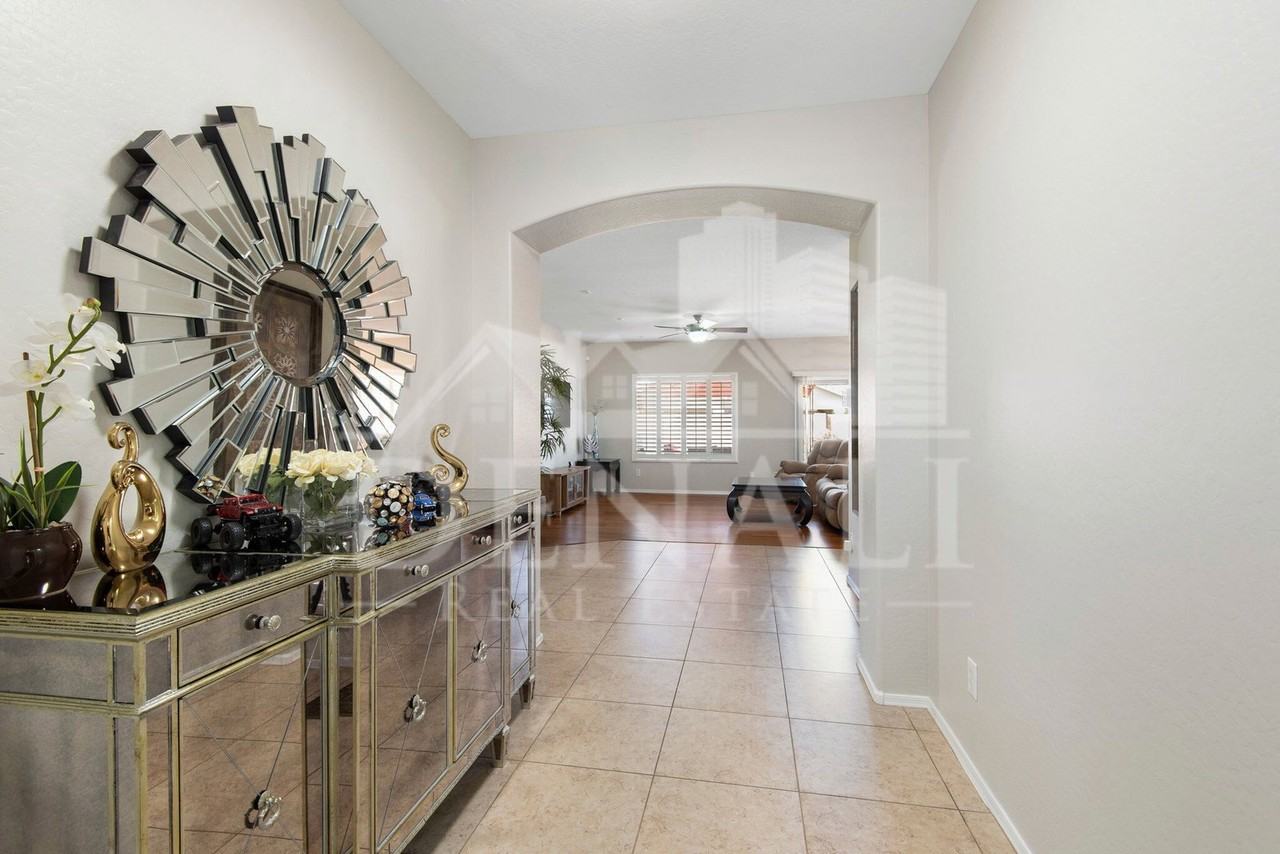 2881 E Tonto Dr - Photo 4 of 24