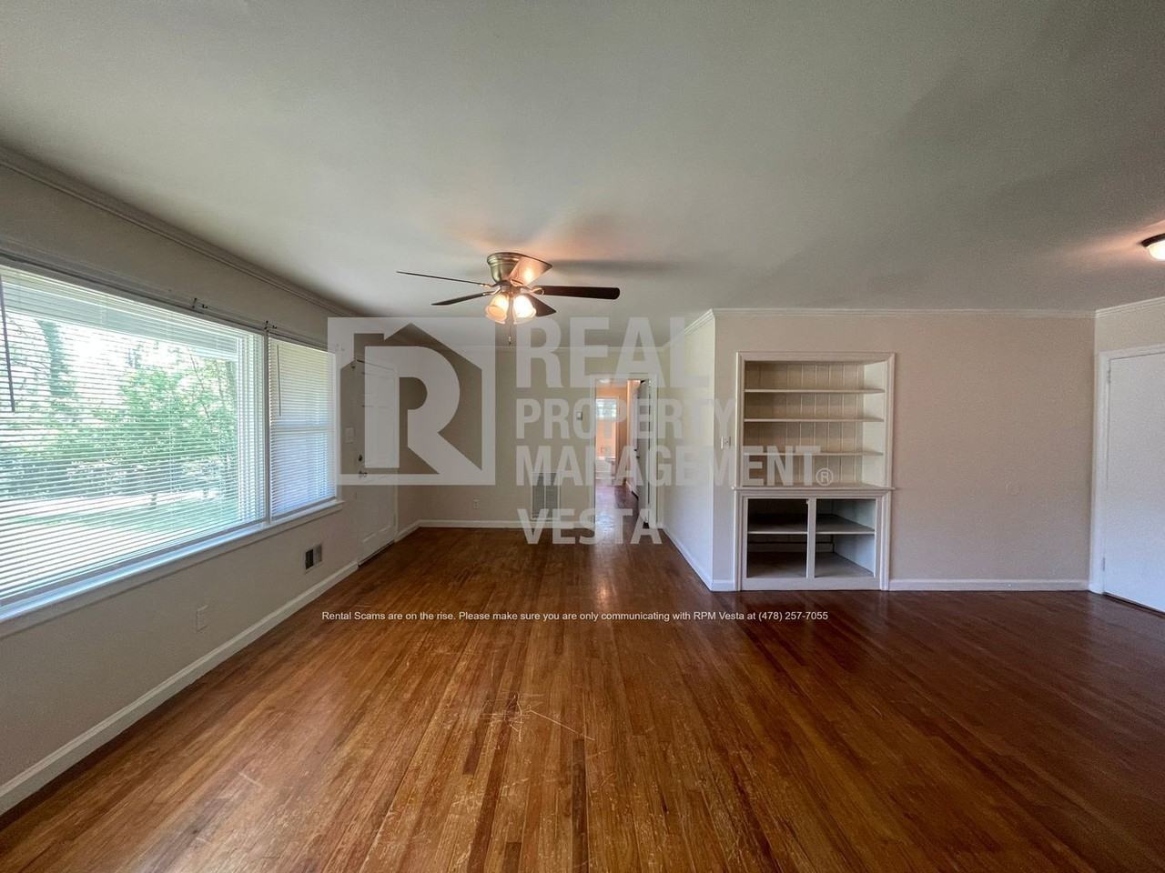 2962 Glenrock Dr - Photo 2 of 18