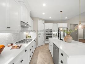 1970 N Langley Ave - Photo 1 of 1