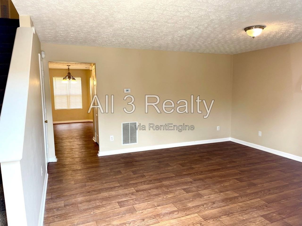 3022 Waldrop Cir - Photo 2 of 19
