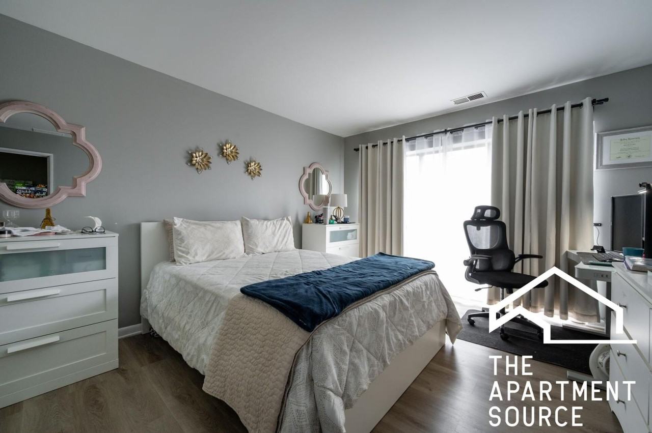 2300 N Harlem Ave #204 - Photo 4 of 12