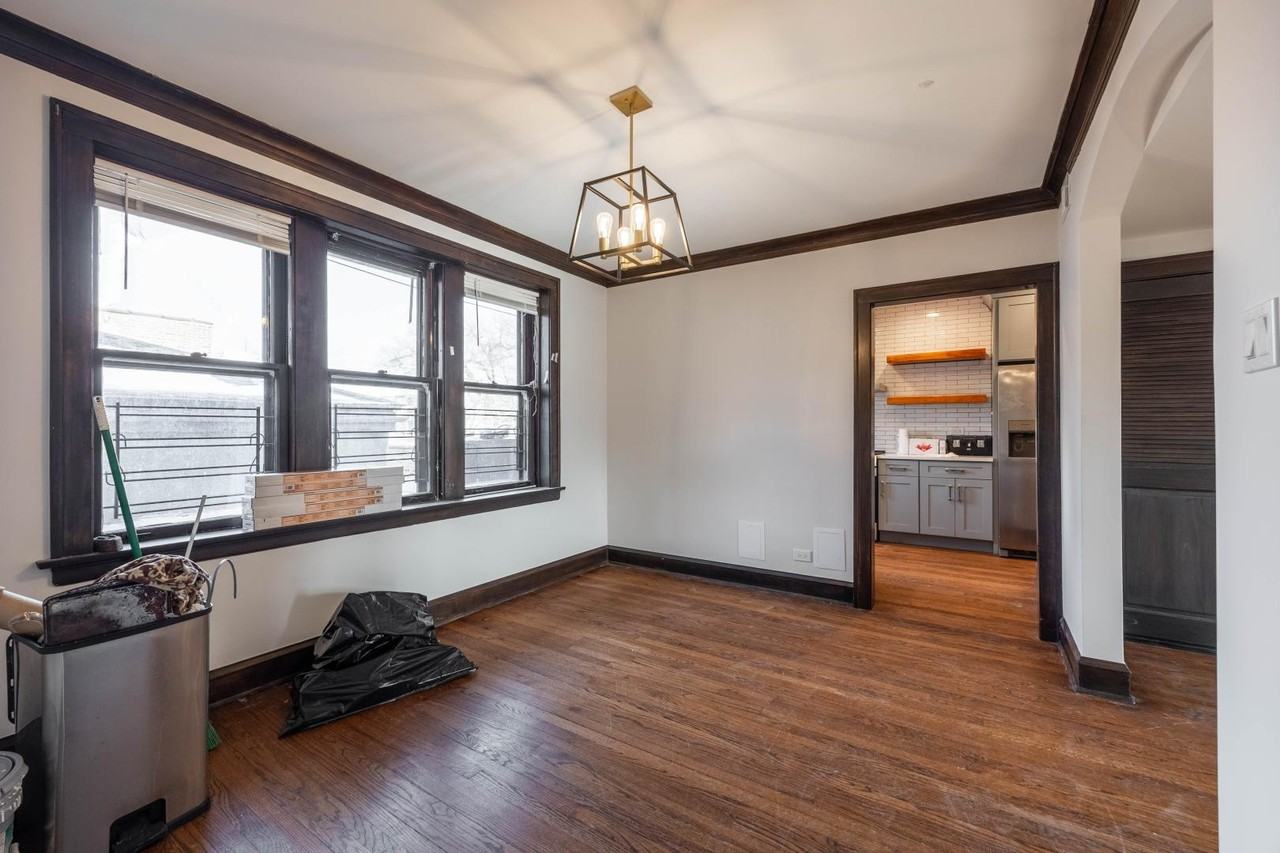 2624 W Devon Ave #301 - Photo 7 of 13