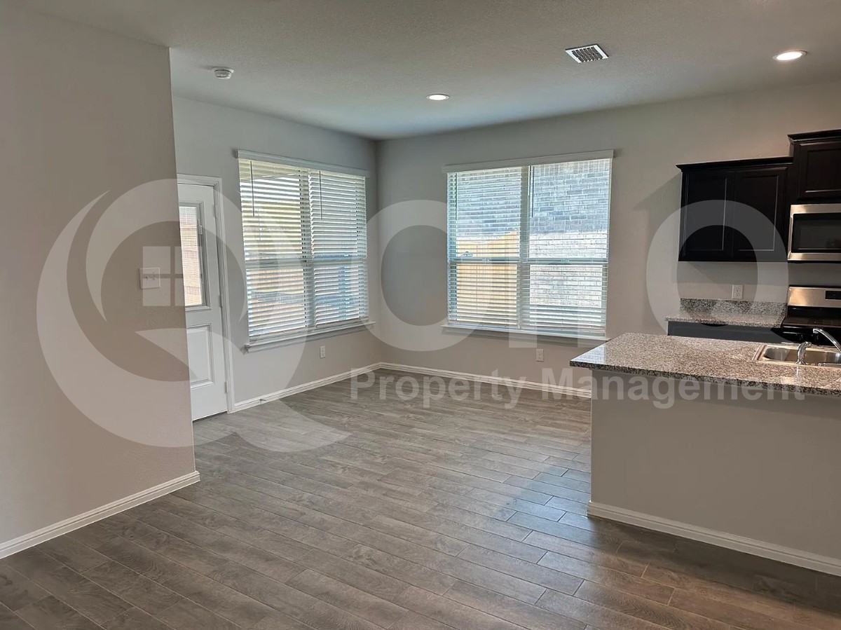 8613 Wildwest Dr - Photo 5 of 15