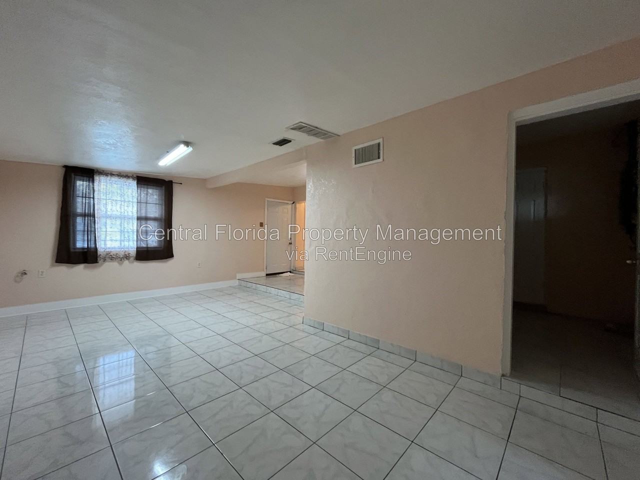 2521 Kingsland Ave - Photo 4 of 13