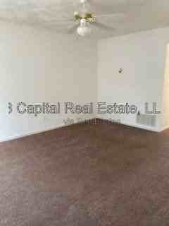 6040 Old Collinsville Rd #5 - Photo 6 of 9