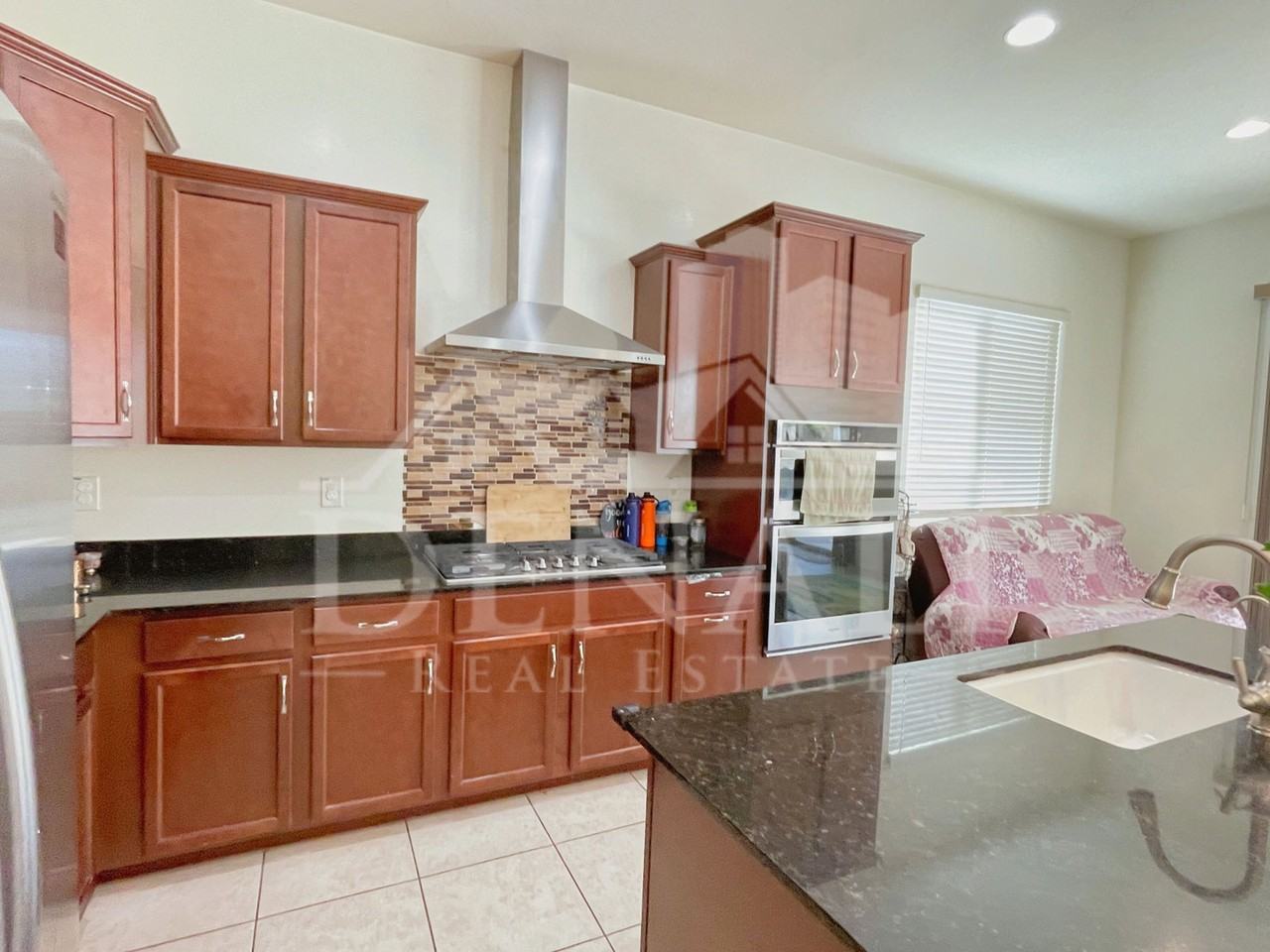 273 E Lantana Dr - Photo 6 of 16
