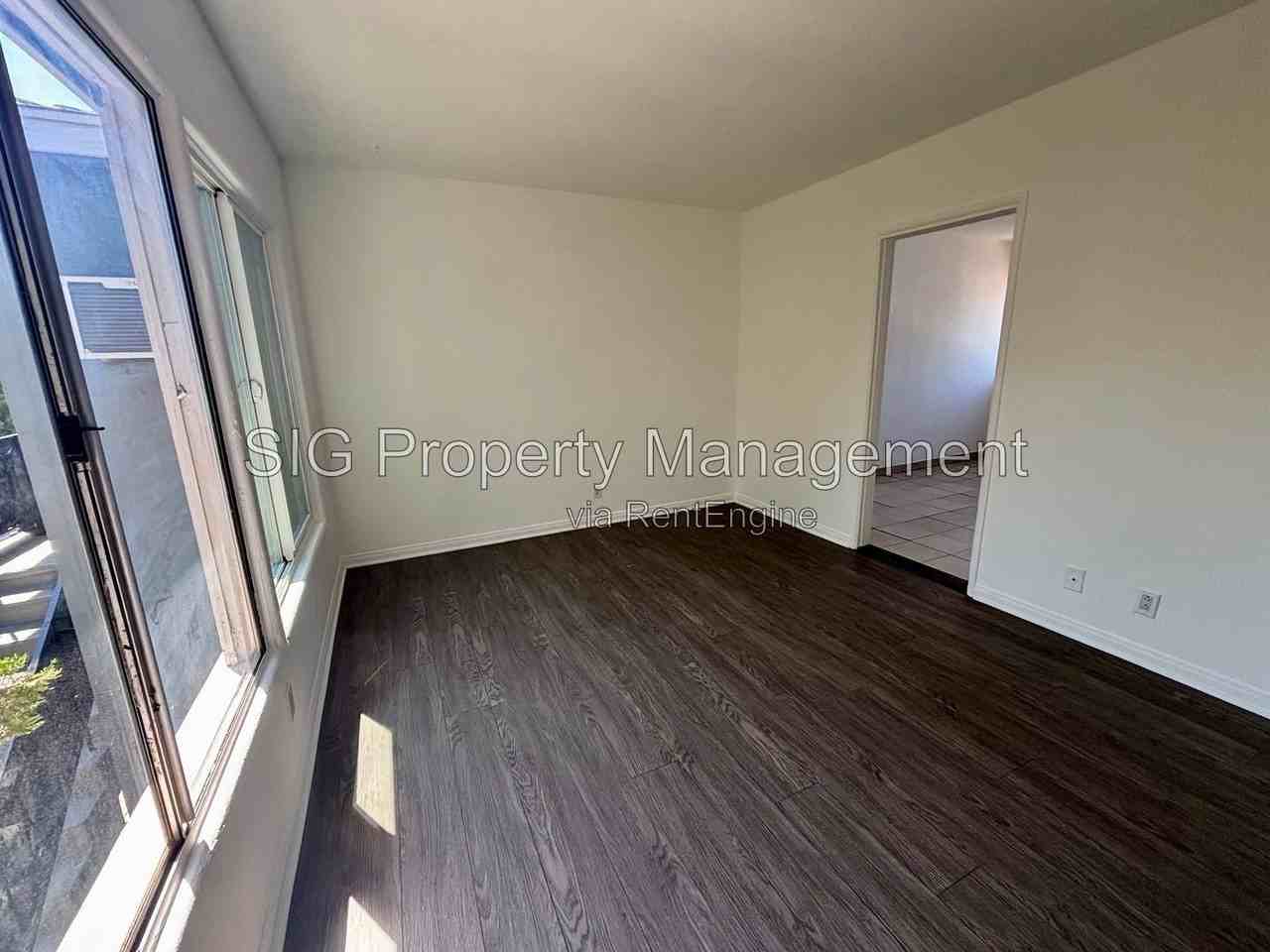13226 Maclay St #5 - Photo 3 of 13