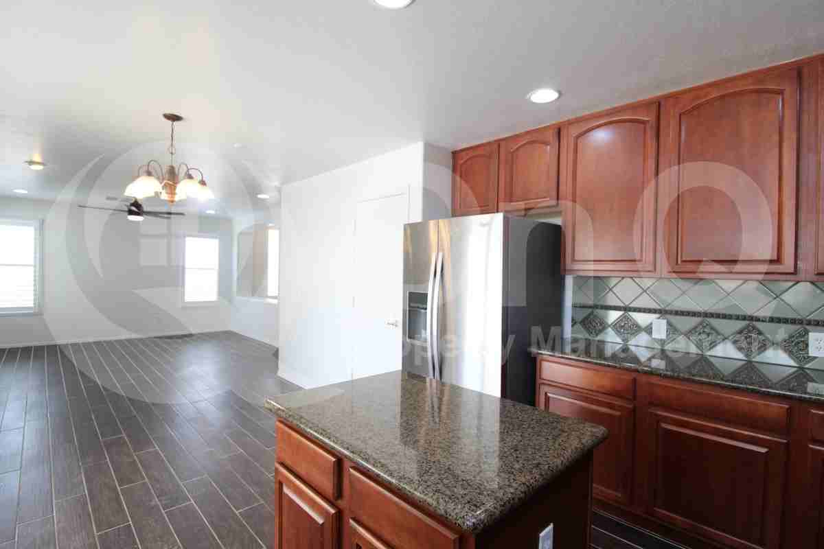 30384 N 128th Ln - Photo 5 of 41
