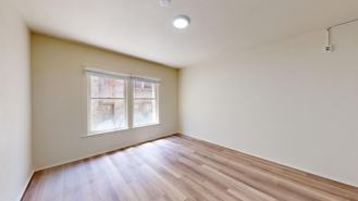 434 Leavenworth Street - Photo 1 of 1