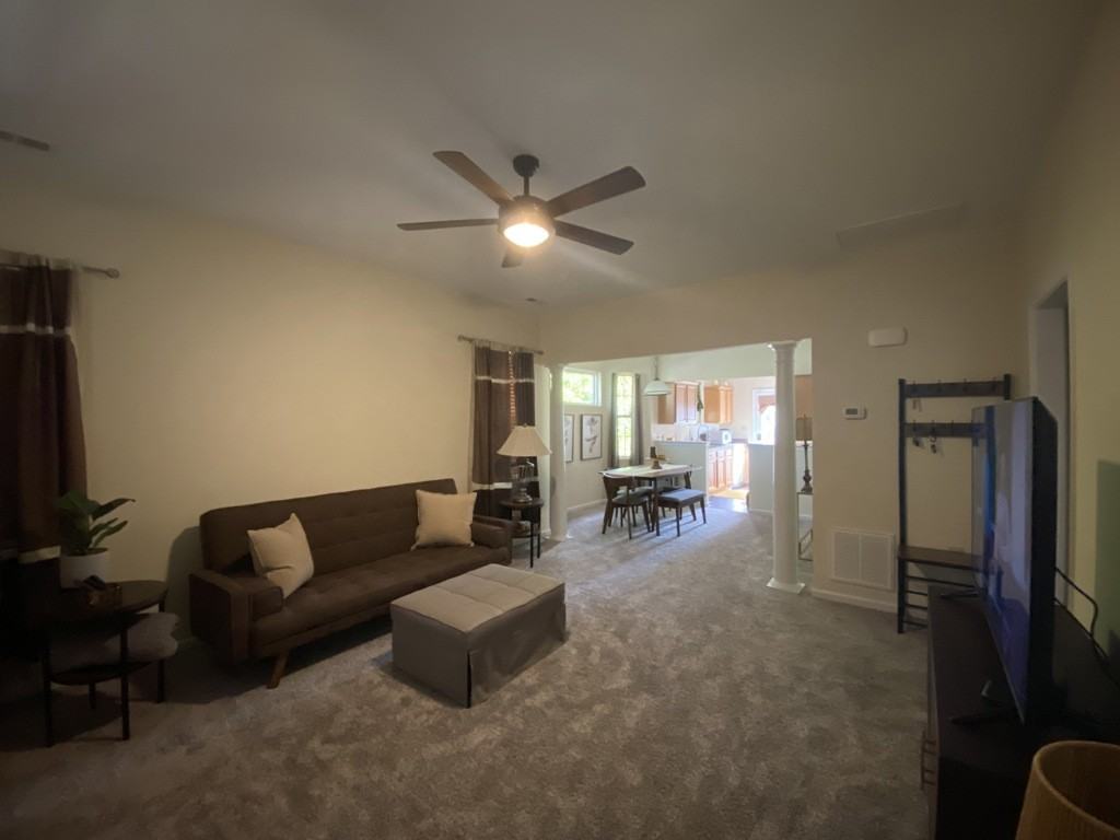 111 Carriage Rd - Photo 2 of 10