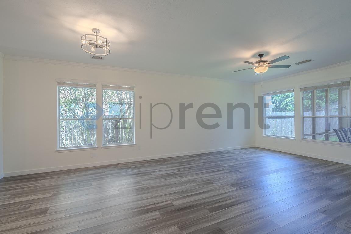 4460 Gran Canary Dr - Photo 7 of 31