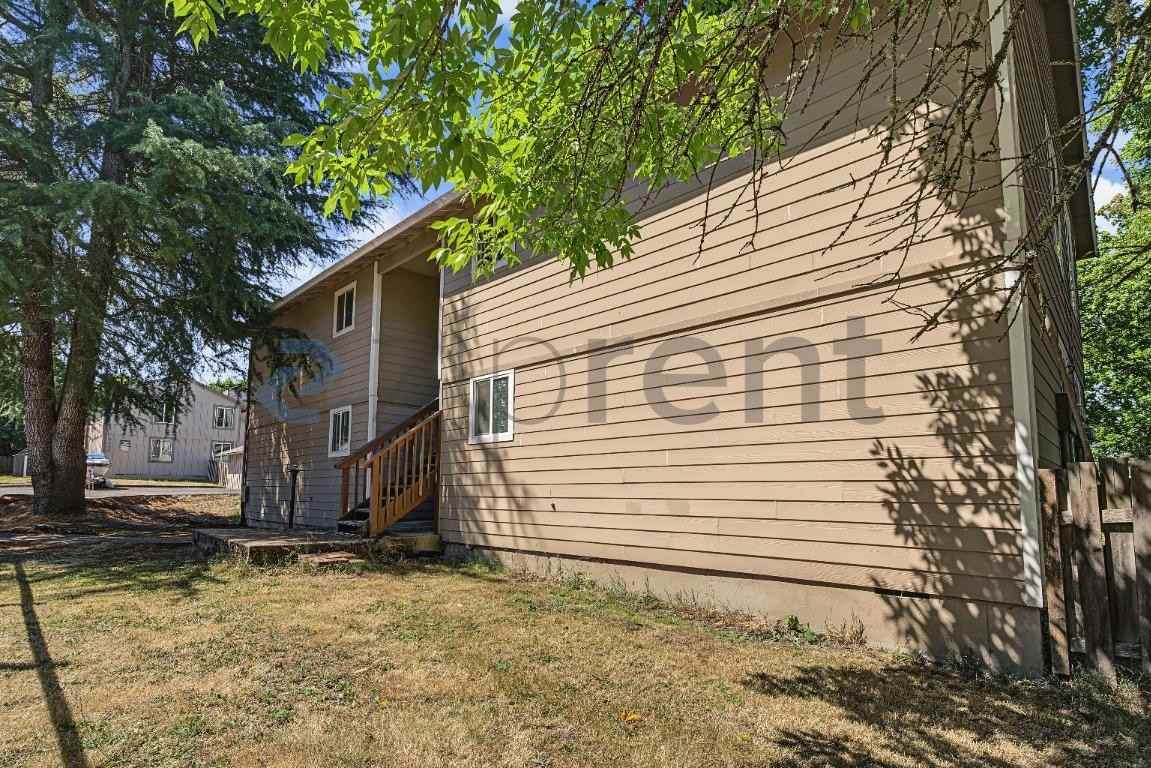 9660 Sw Prairie Ter #D - Photo 2 of 13
