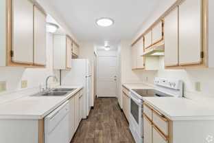 1915 21st Avenue SE - Photo 1 of 1