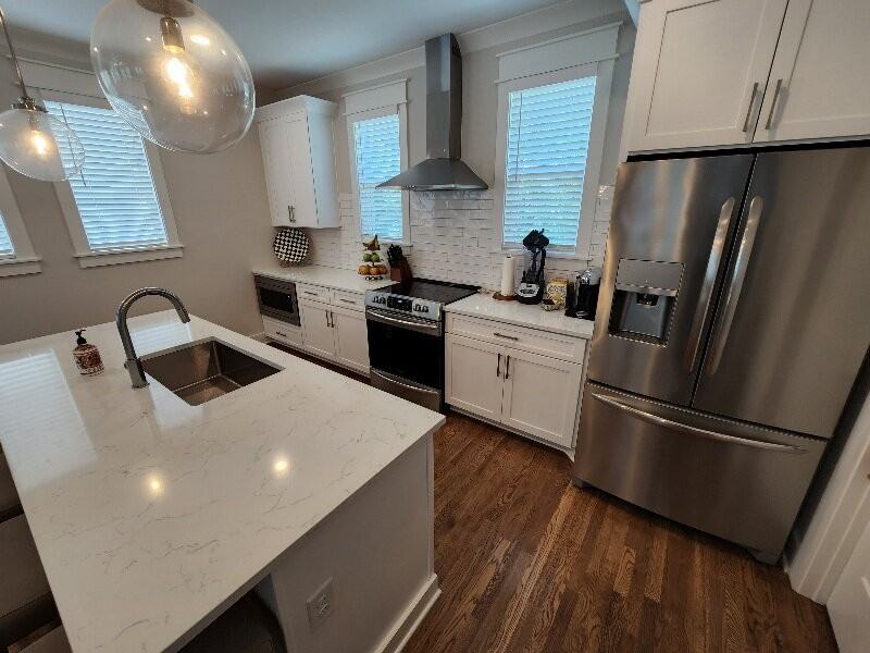 530 Edwin St #22 - Photo 7 of 34