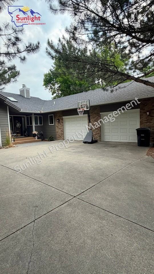 2940 Rimrock Rd #2 - Photo 2 of 26