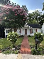 featured image of 625 Ridgewood Ave