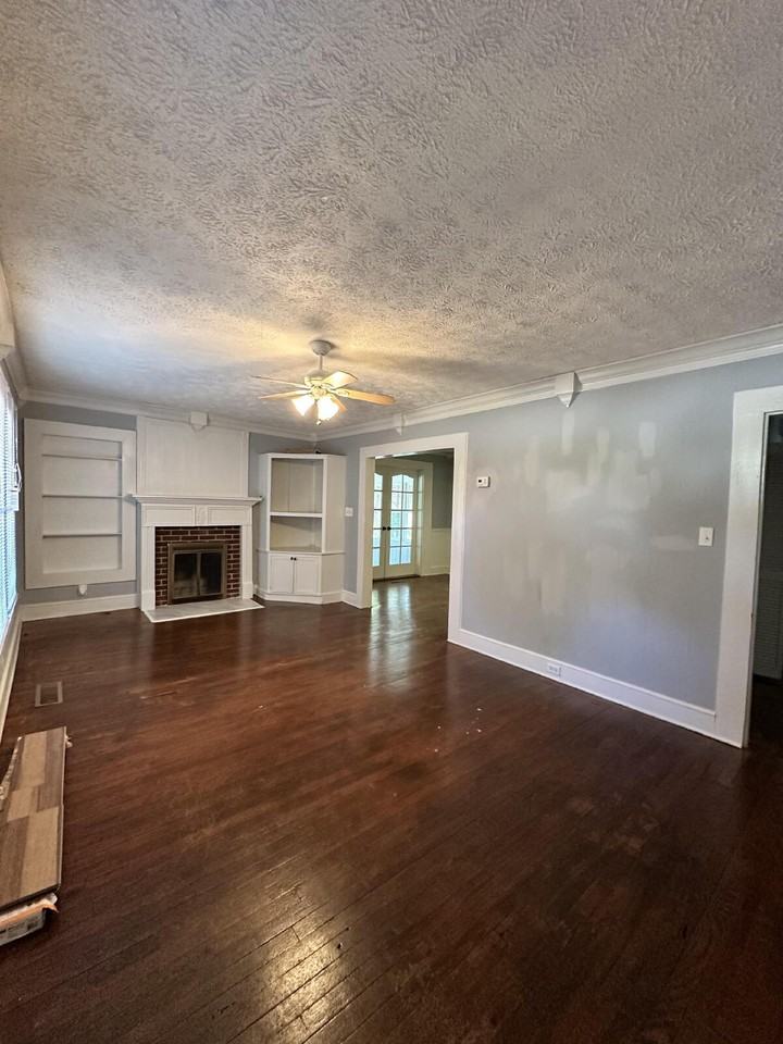 625 Ridgewood Ave - Photo 4 of 16