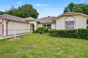 featured image of 4 Foxhall Ct