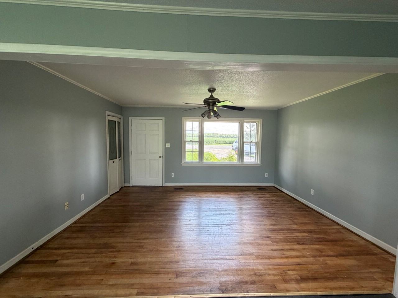 450 Lees Country Club Rd - Photo 3 of 20