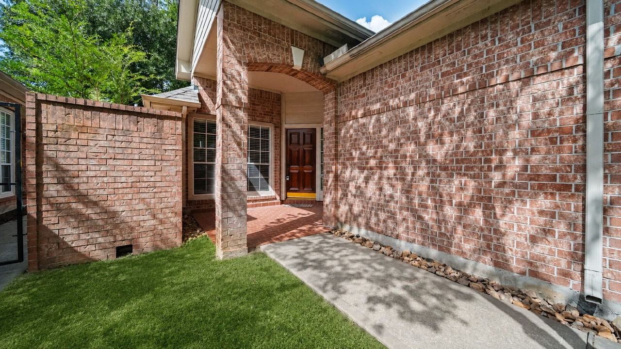 58 W Sienna Pl - Photo 2 of 27