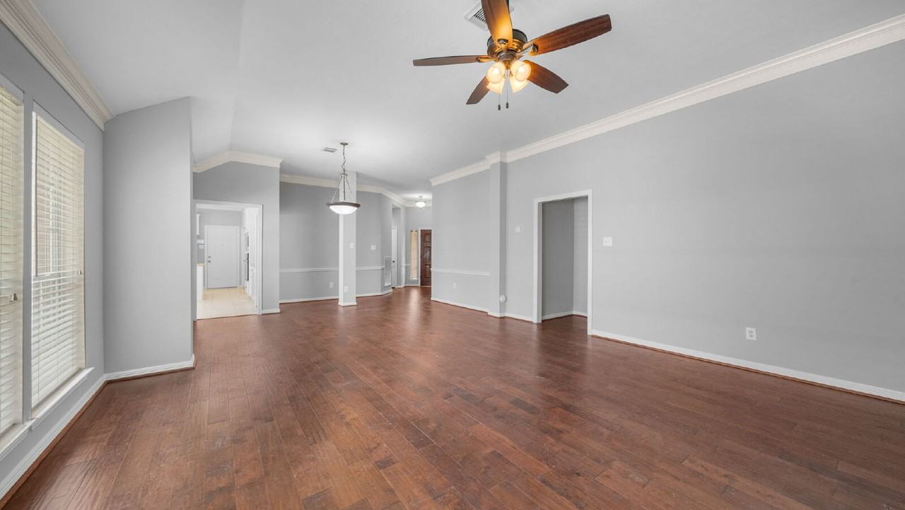 58 W Sienna Pl - Photo 7 of 27
