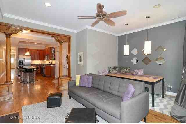 1078 N Marshfield Ave - Photo 7 of 15