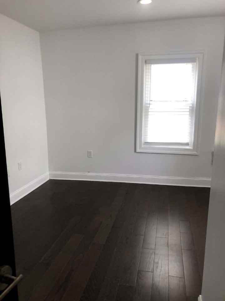 5715 Clay St Ne - Photo 5 of 23
