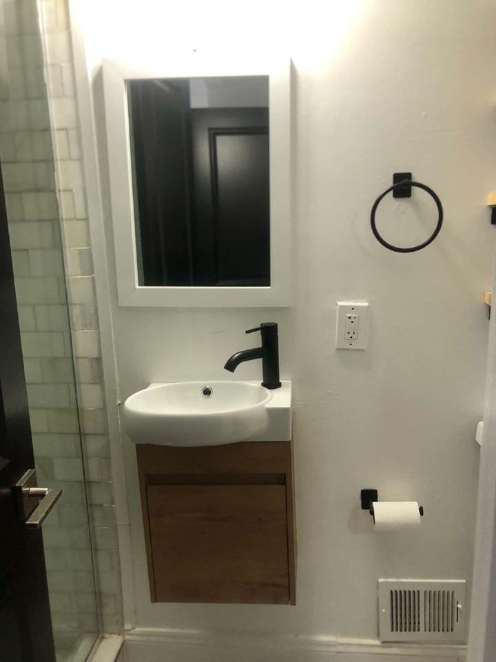 5715 Clay St Ne - Photo 7 of 23