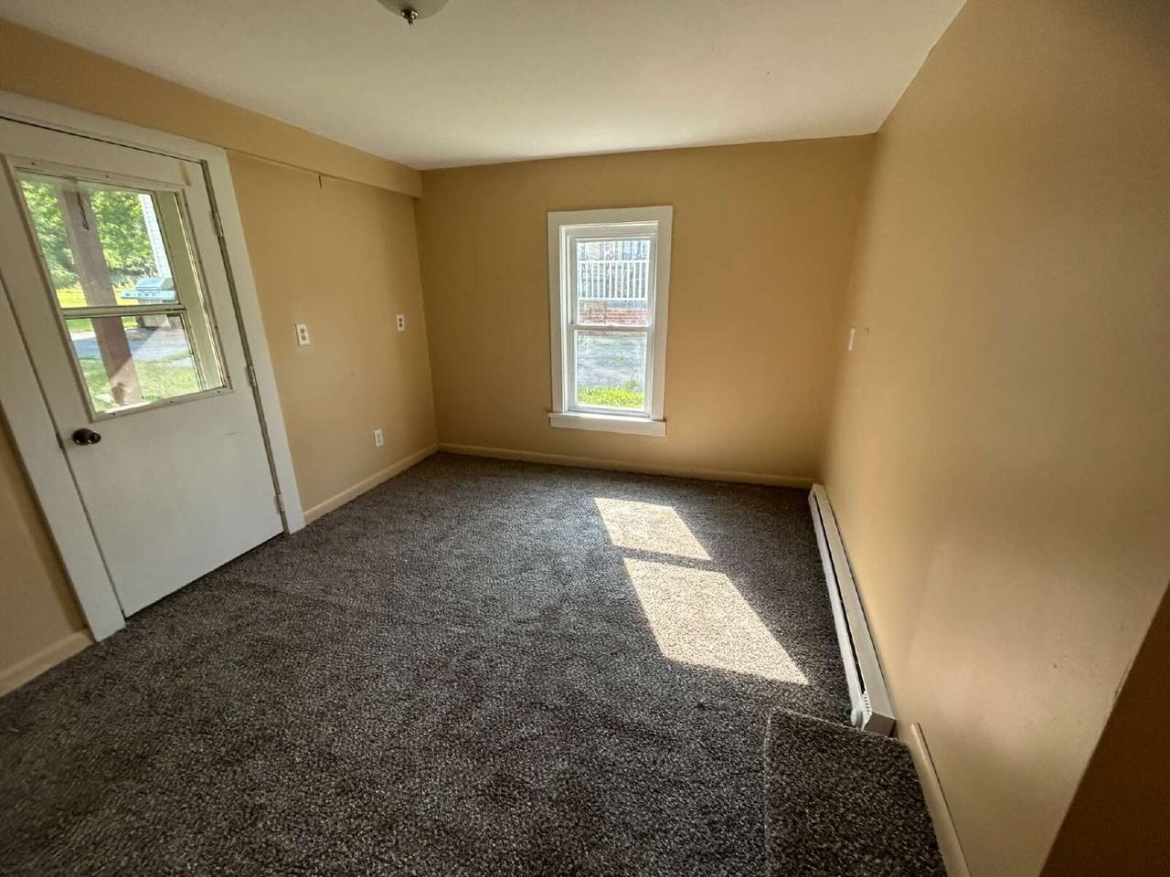2992 Main St #1 - Photo 4 of 12
