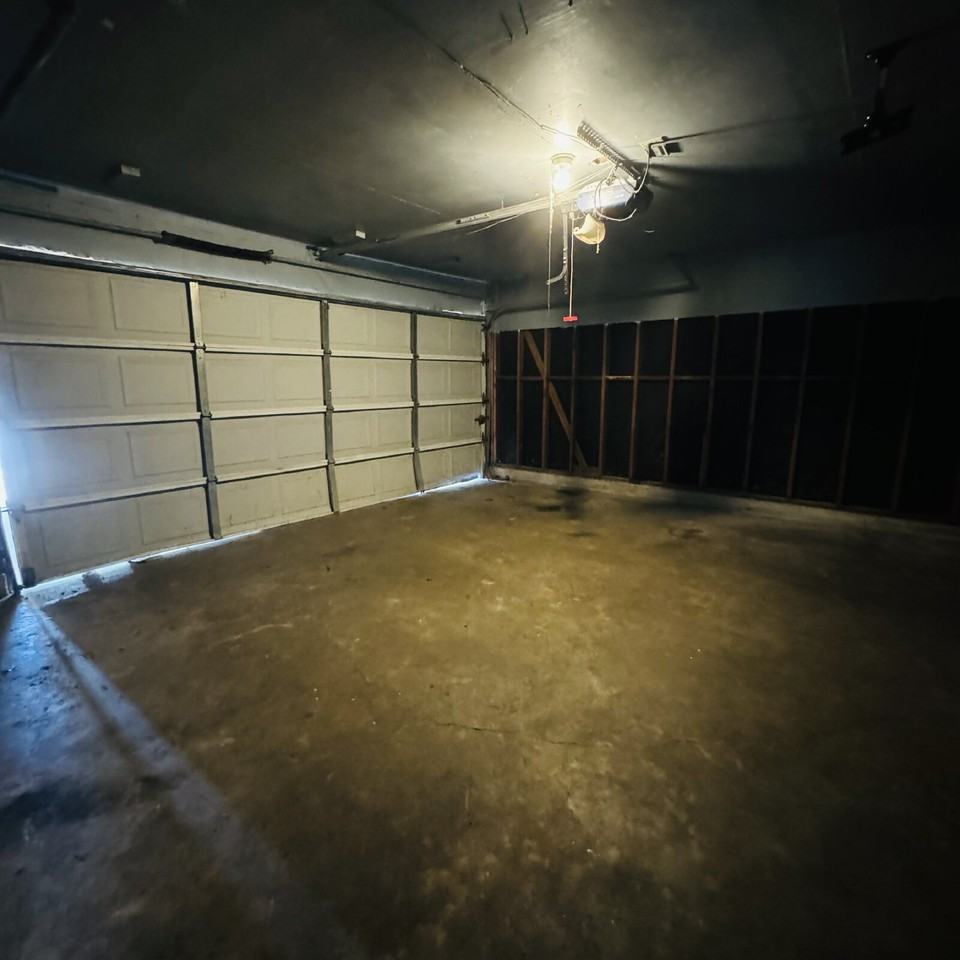 4221 3rd St - Photo 5 of 14