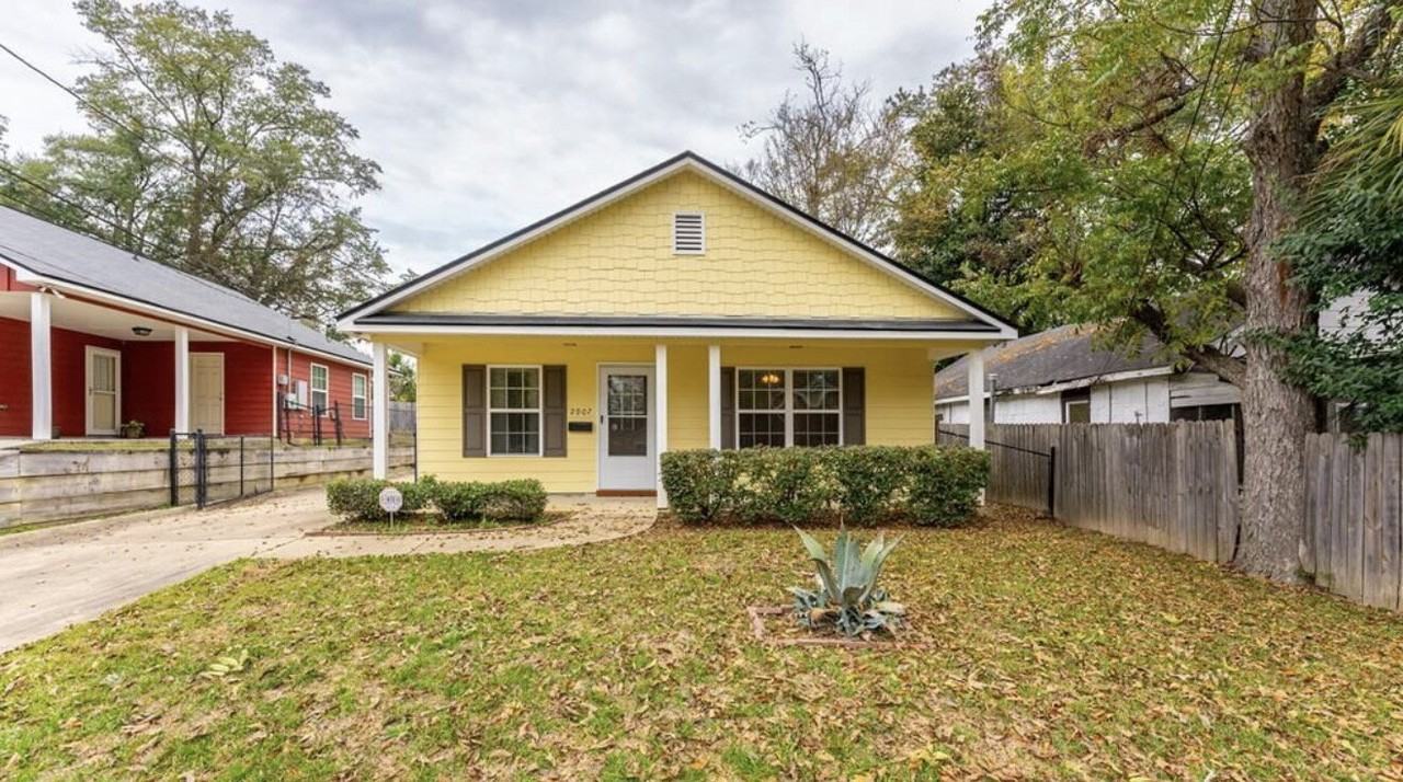 2907 10th St - Photo 2 of 34