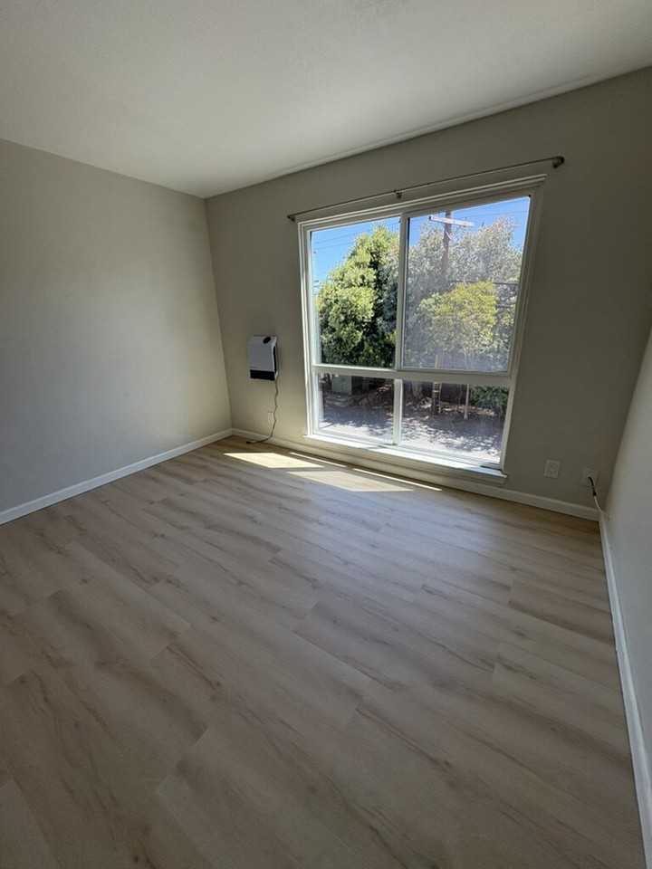 4115 George Ave #2 - Photo 3 of 30