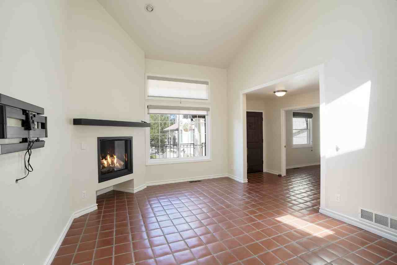 1620 S Quebec Way #4 - Photo 5 of 31