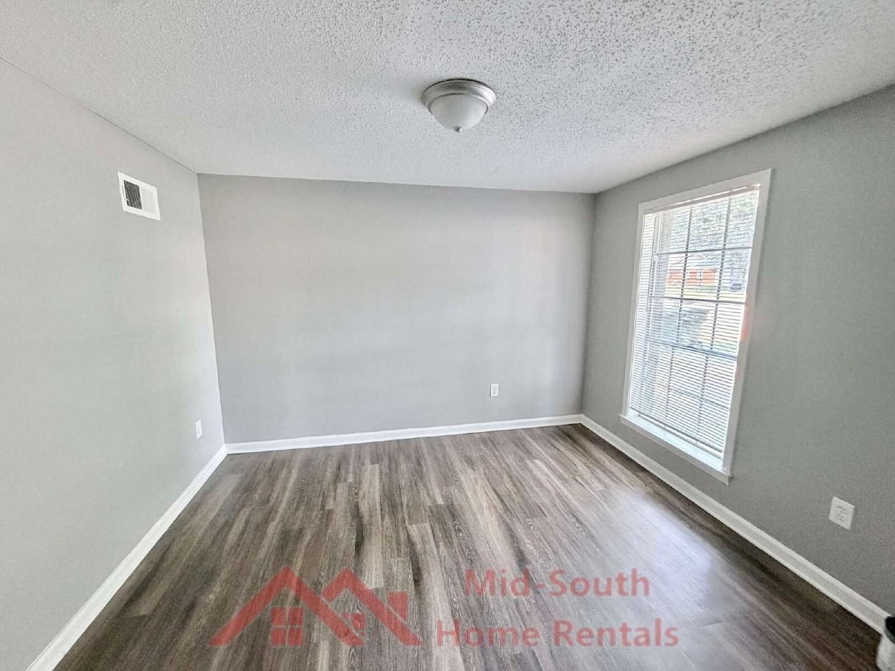 1733 Gowan Dr - Photo 6 of 25