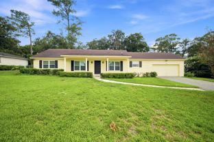 1322 Se 38th Ave - Photo 1 of 1
