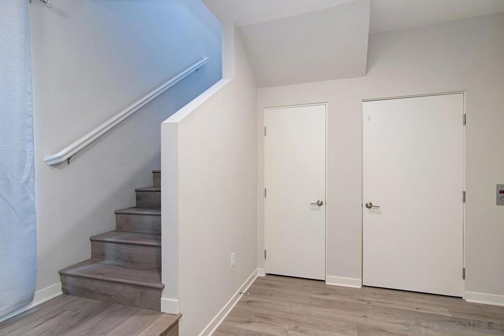 3642 7th Ave - Photo 3 of 25