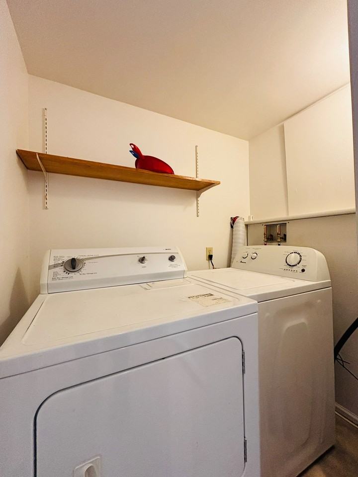 1585 East 57th Ave - Photo 4 of 46