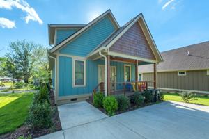 featured image of 66 Terry Estate Dr