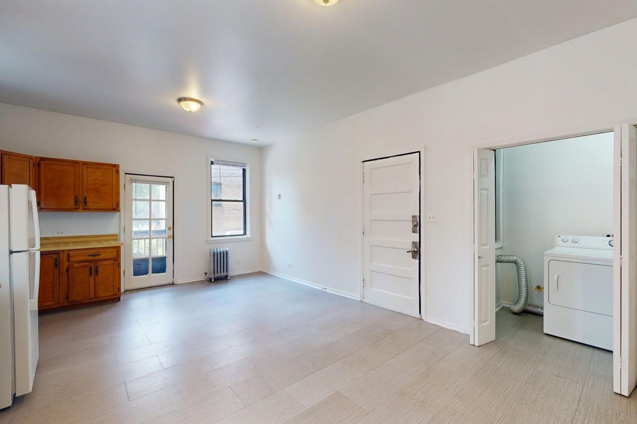 5468-70 S. Hyde Park Boulevard - Photo 6 of 28