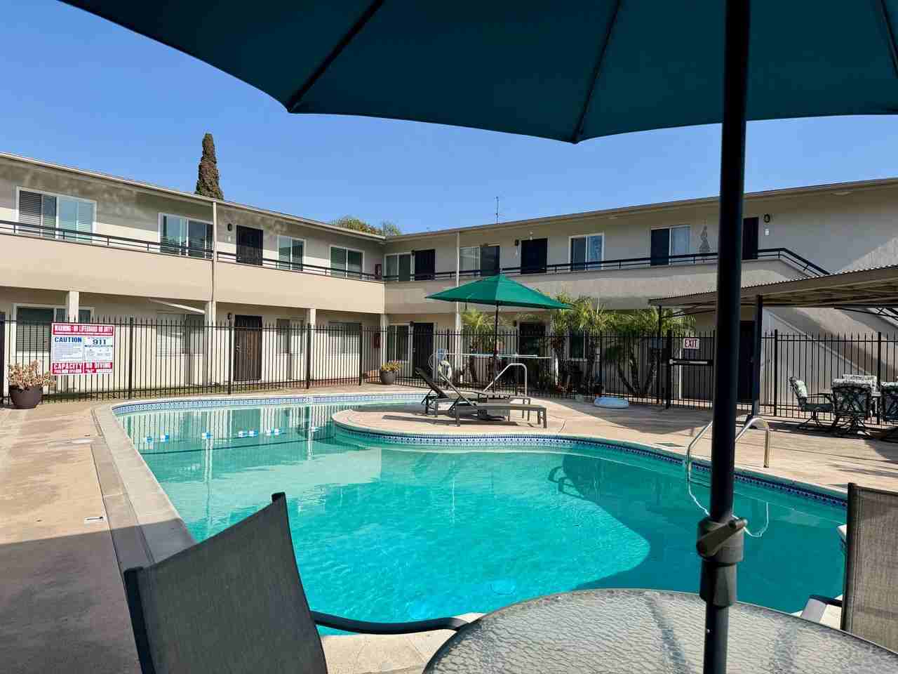 Welcome to the Dailey Court Apartments! - Photo 7 of 26