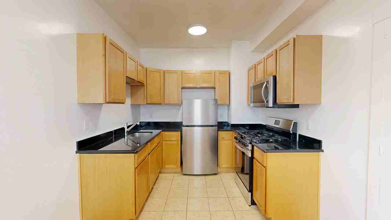 1735 Van Ness Avenue - Photo 2 of 47