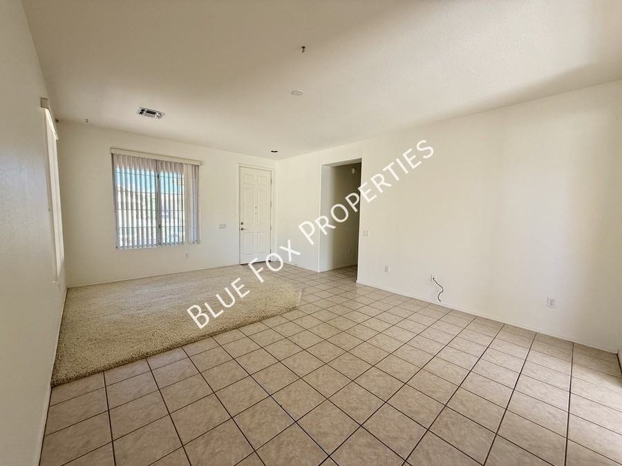 7992 W Cottonwood Wash Way - Photo 4 of 33
