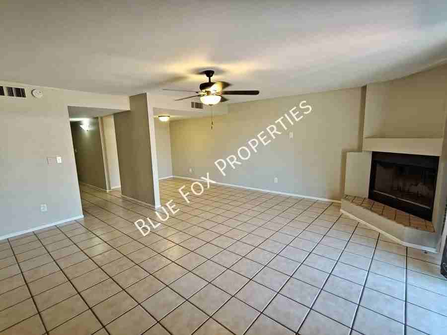 7861 E Lester St - Photo 2 of 25