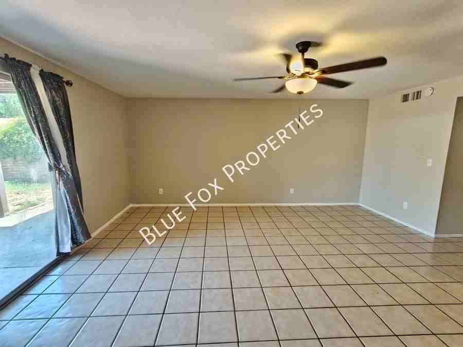 7861 E Lester St - Photo 4 of 25