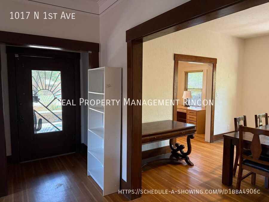 1017 N 1st Ave - Photo 3 of 28