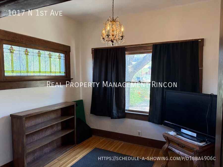 1017 N 1st Ave - Photo 4 of 28