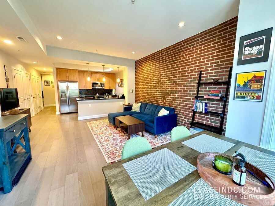 410 M St Nw #2 - Photo 3 of 22