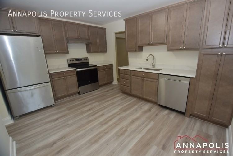 921 Blue Ridge Dr - Photo 2 of 28